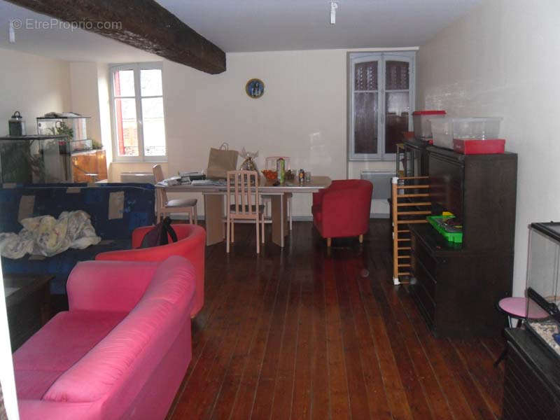 Appartement à LA BAZOCHE-GOUET