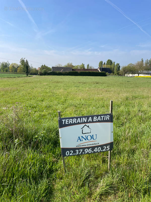 Terrain à YEVRES