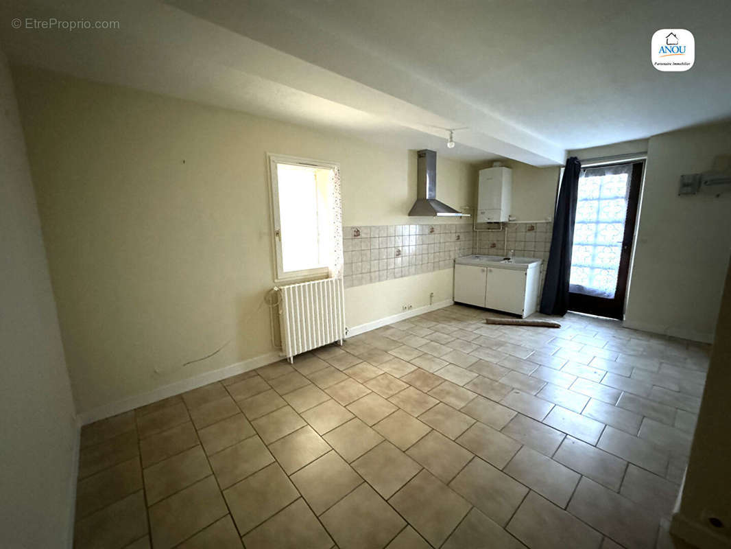 Appartement à BROU