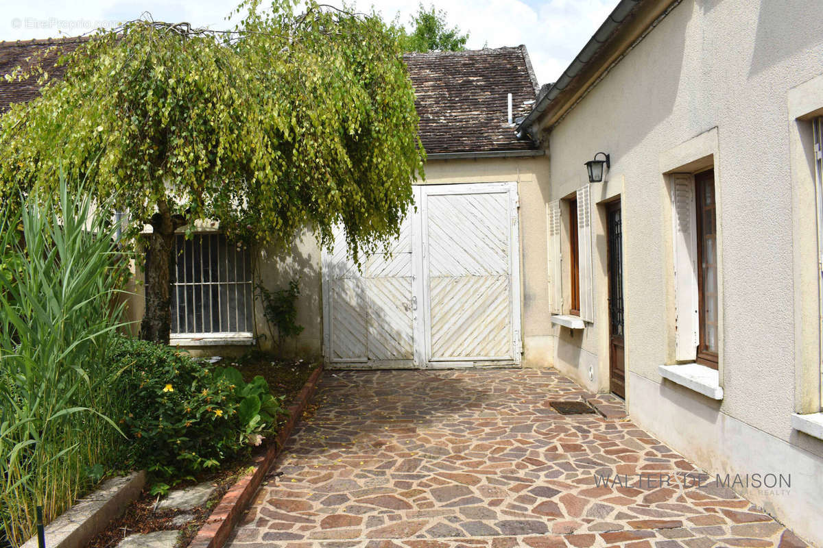 Maison à MISY-SUR-YONNE