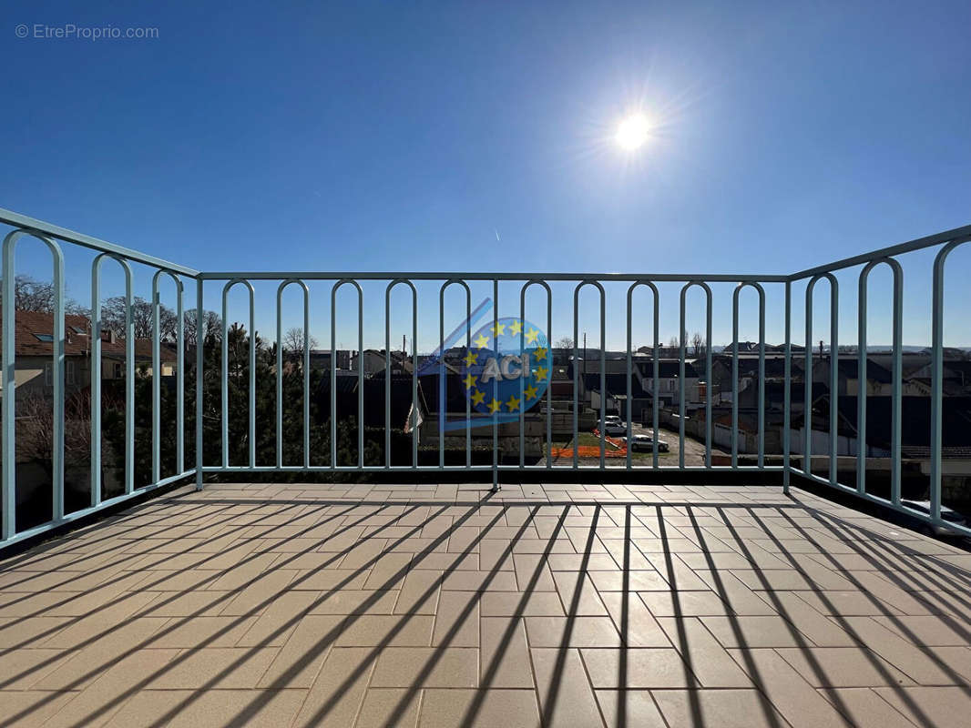 Appartement à MANTES-LA-JOLIE