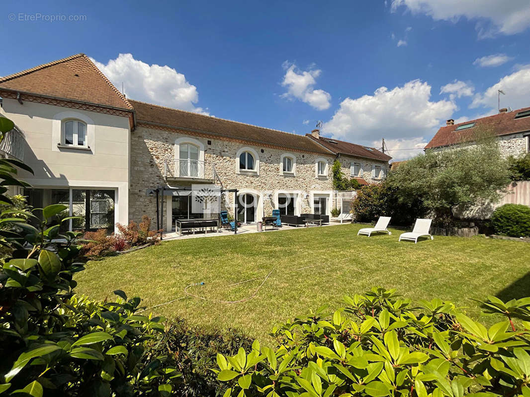 Maison à BREUIL-BOIS-ROBERT