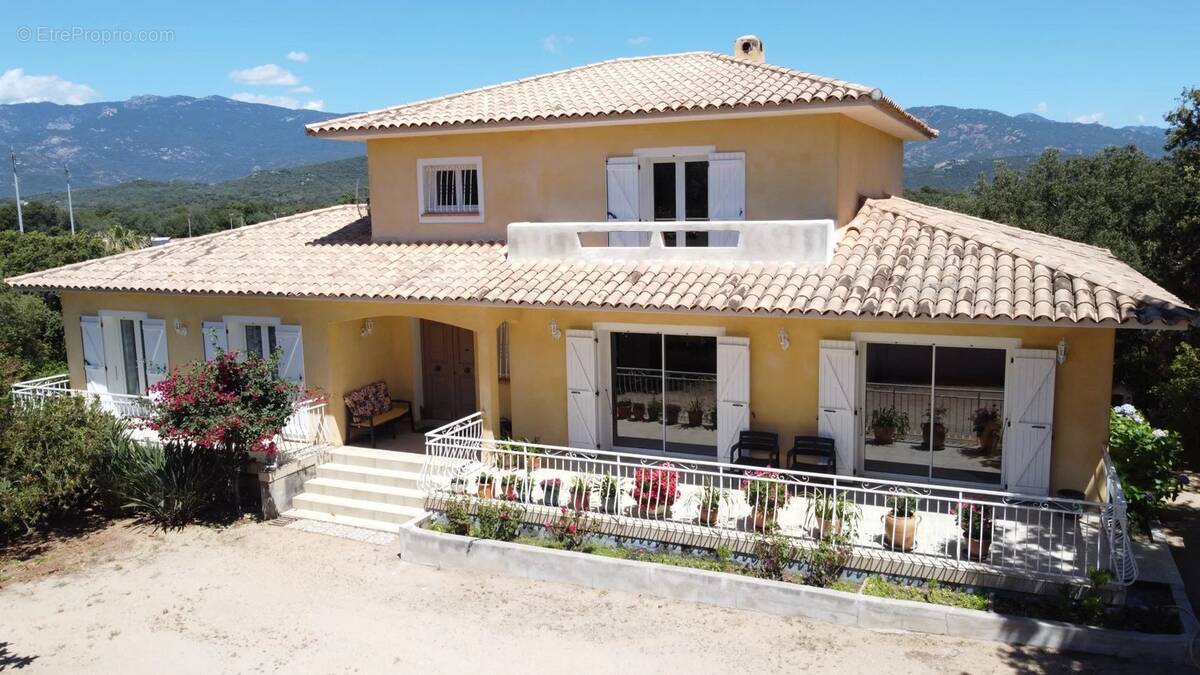 Maison à PORTO-VECCHIO