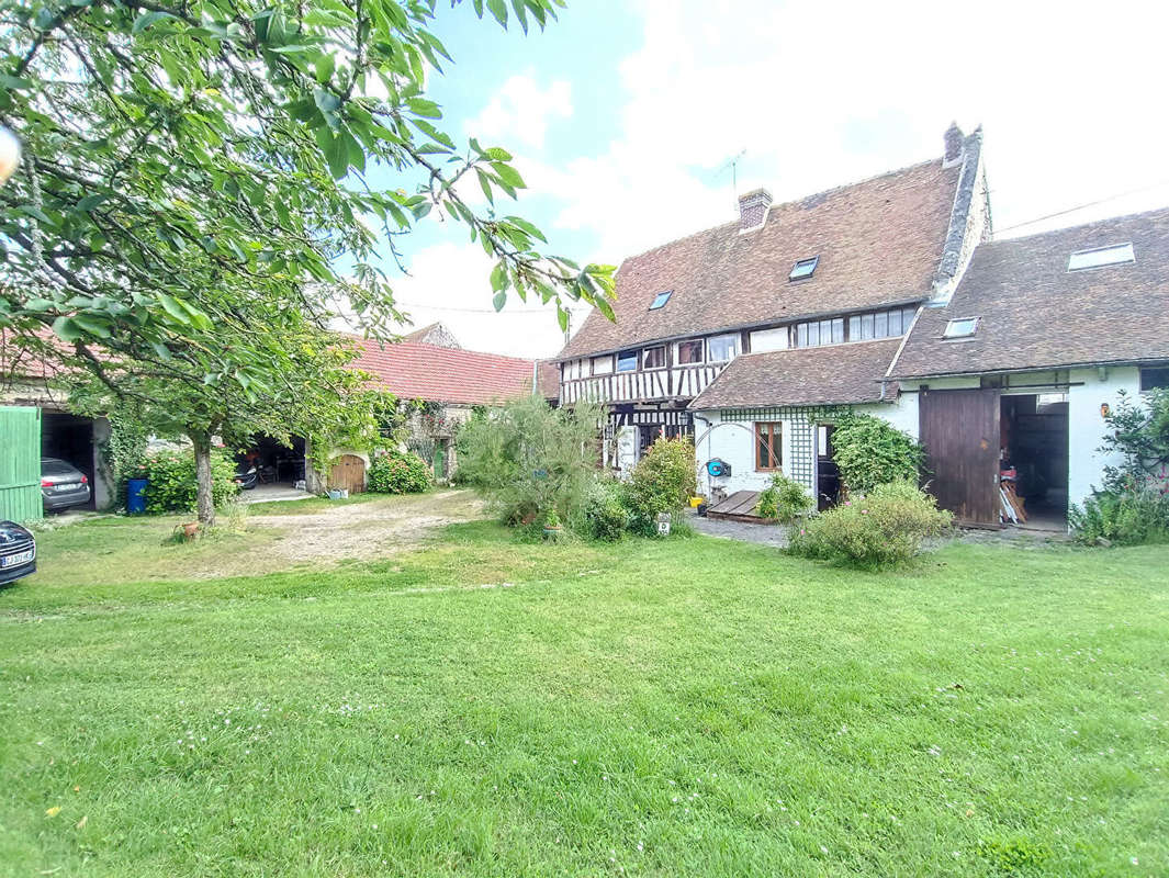 Maison à GRISY-LES-PLATRES