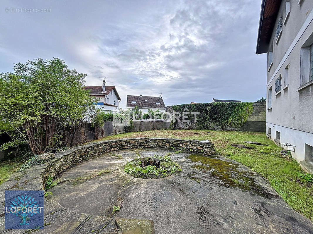 Appartement à VIGNEUX-SUR-SEINE