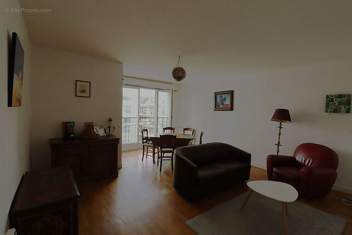 Appartement à ISSY-LES-MOULINEAUX