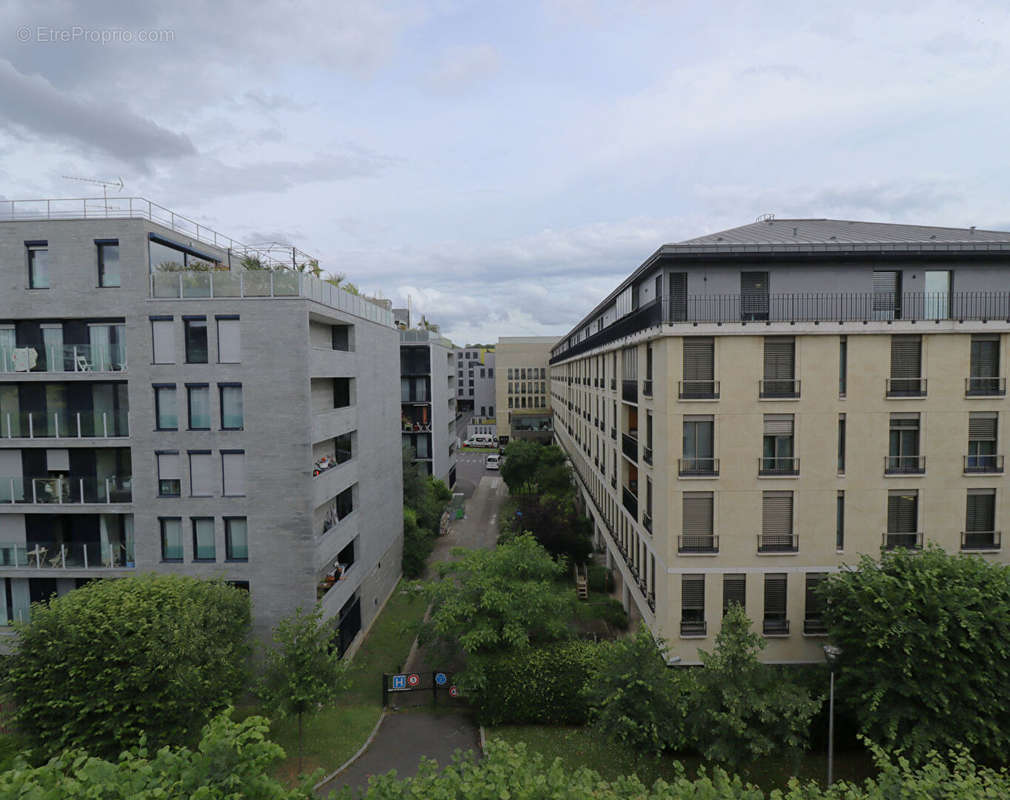 Appartement à ISSY-LES-MOULINEAUX