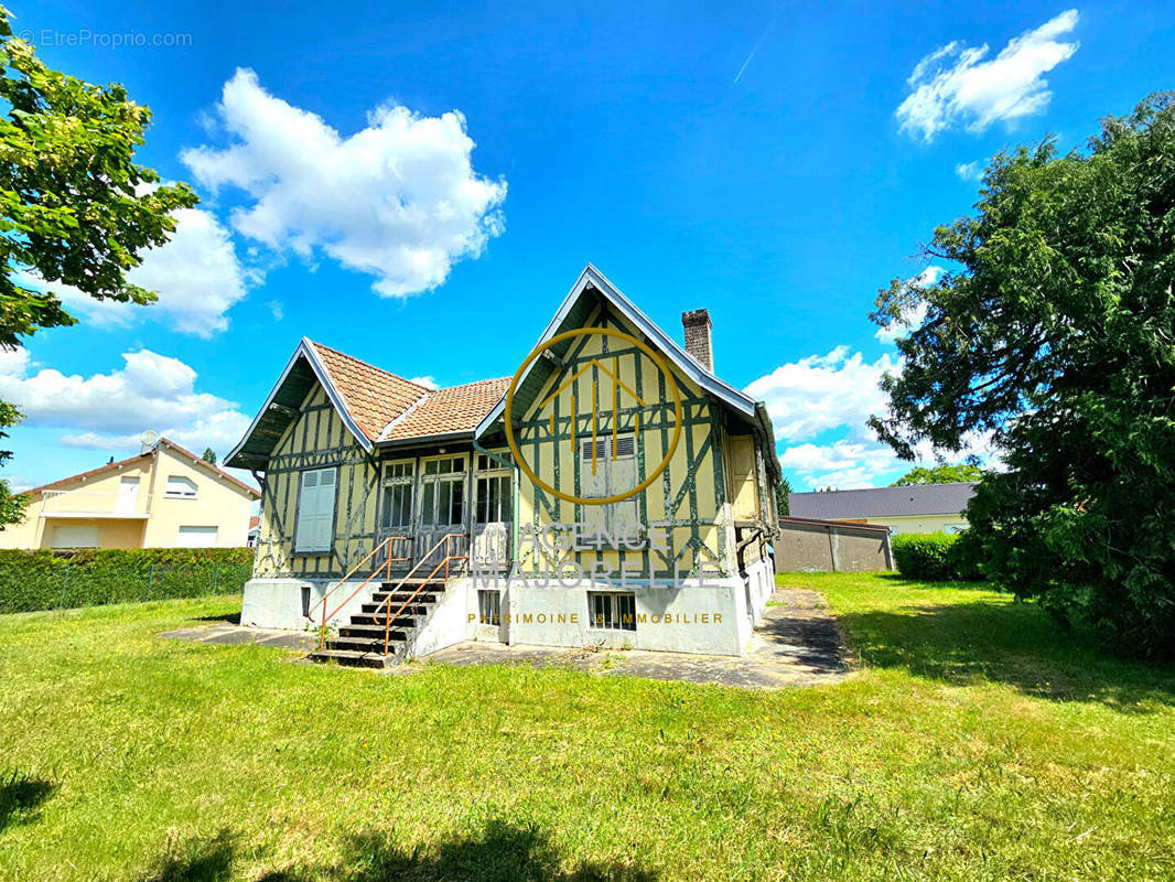 Maison à VINCEY