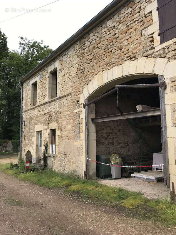 Maison à TANNAY