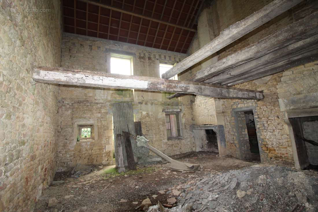 Maison à TANNAY