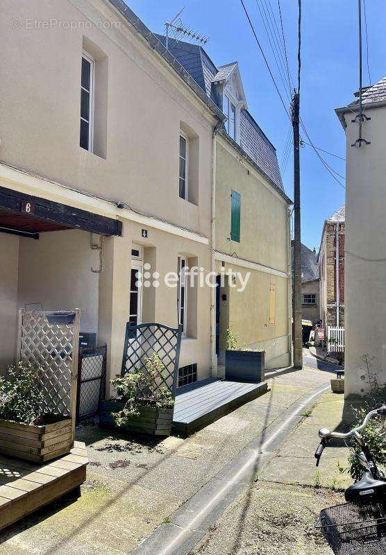 Appartement à TROUVILLE-SUR-MER