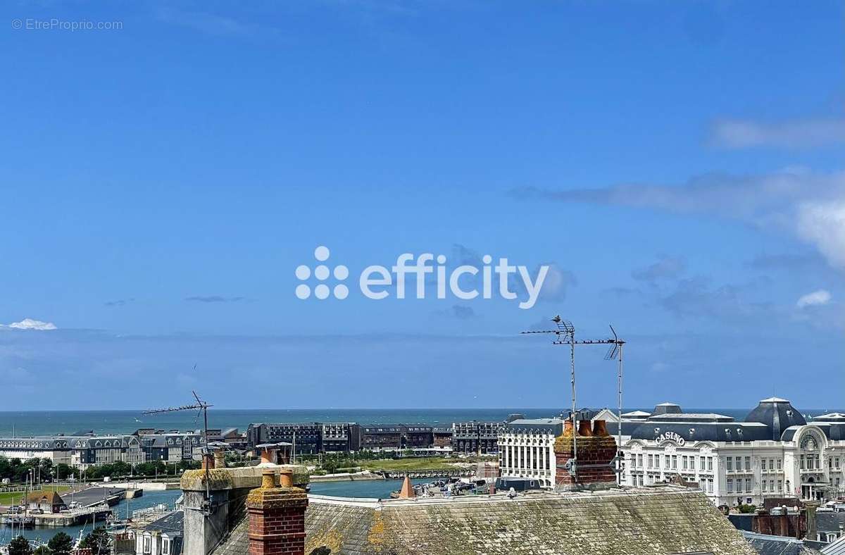 Appartement à TROUVILLE-SUR-MER