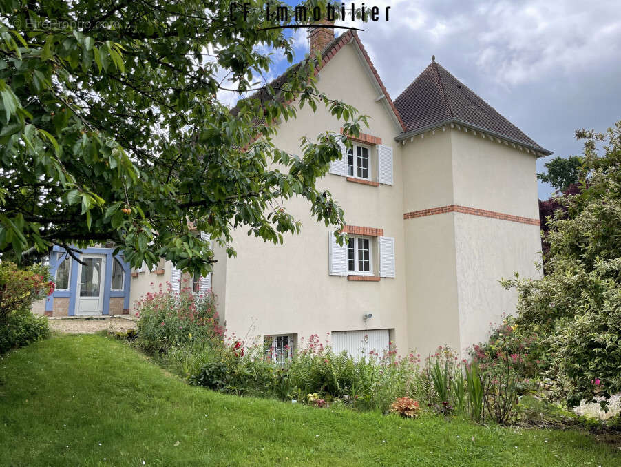 Maison à BERNAY