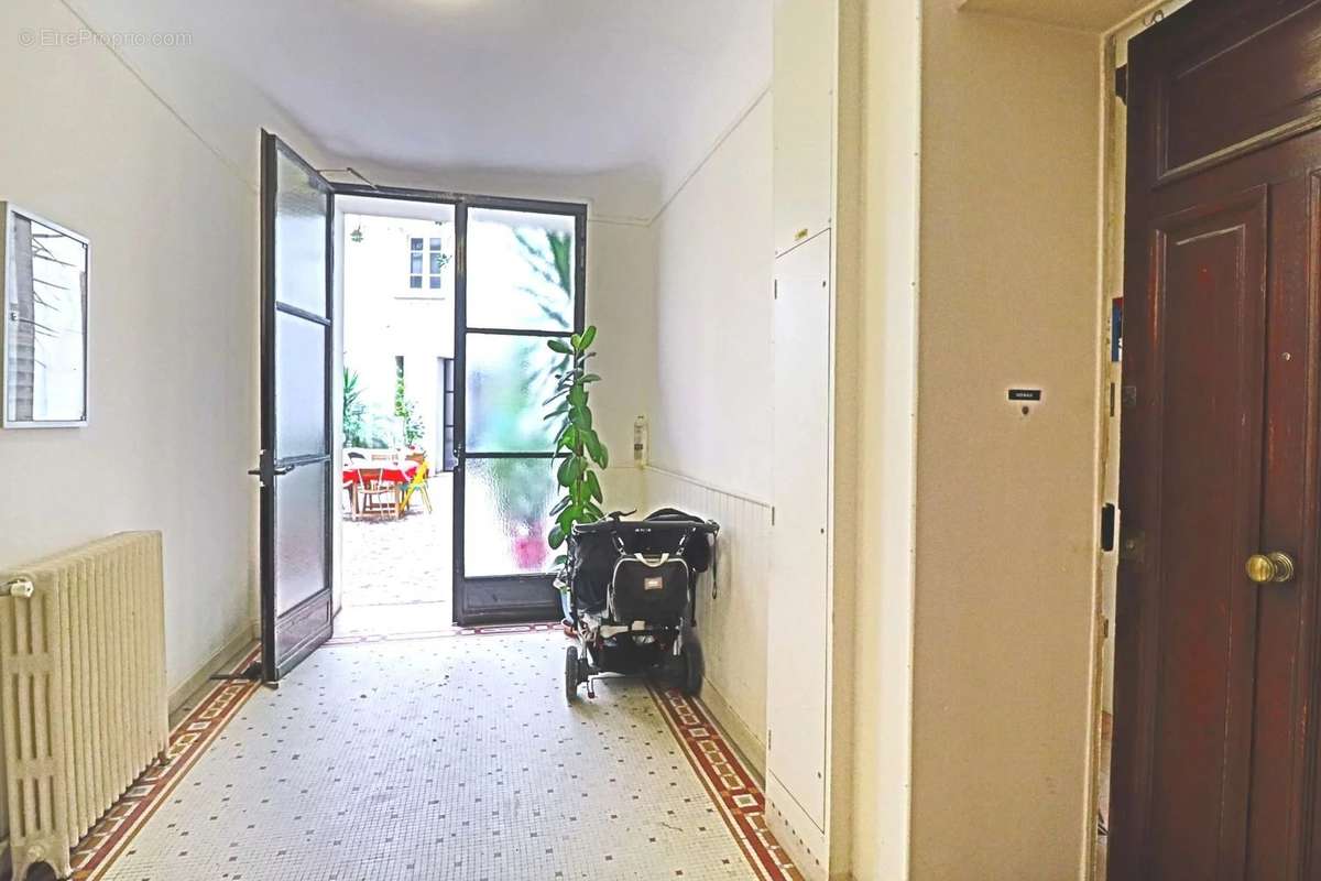 Appartement à PARIS-15E