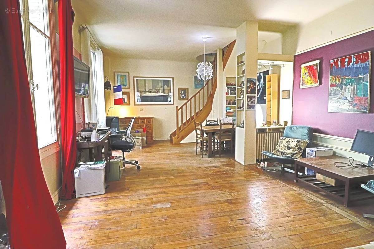 Appartement à PARIS-15E