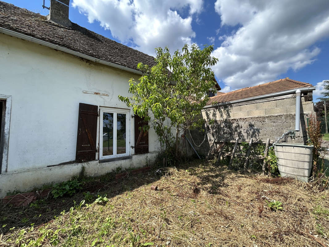 Maison à ECUELLES