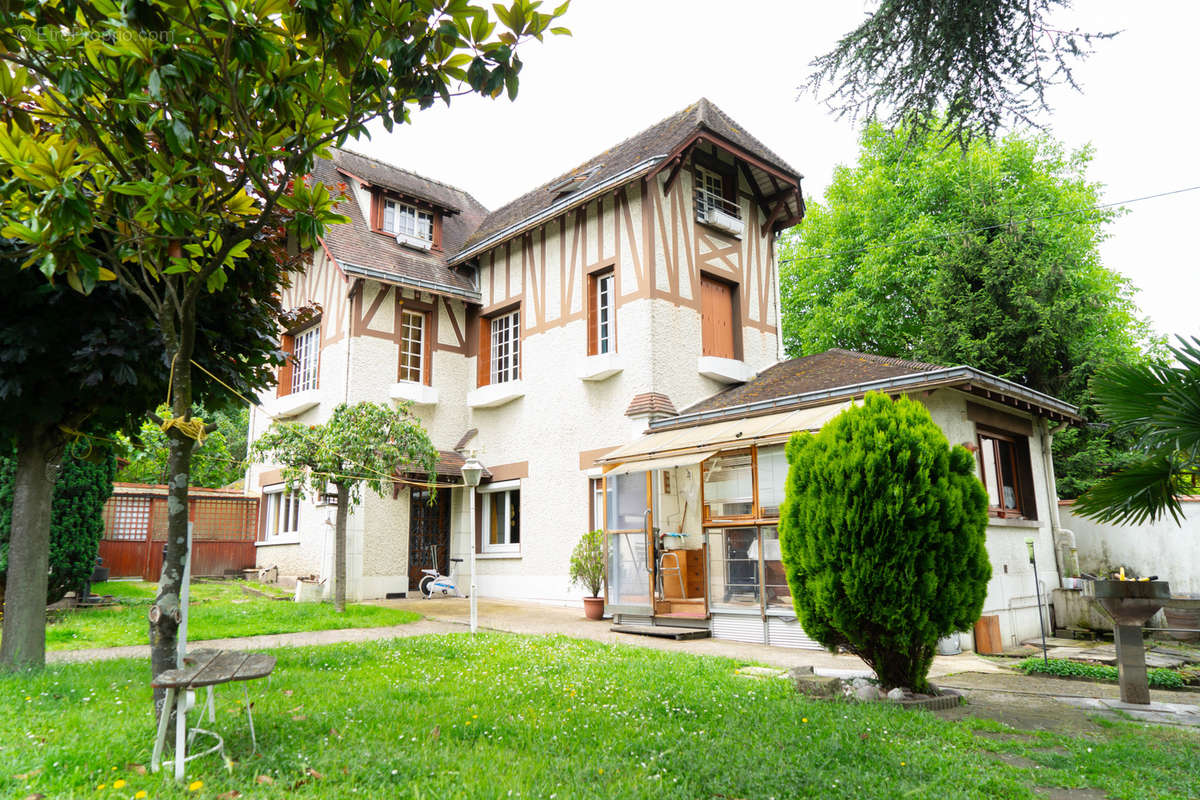 Maison à SUCY-EN-BRIE