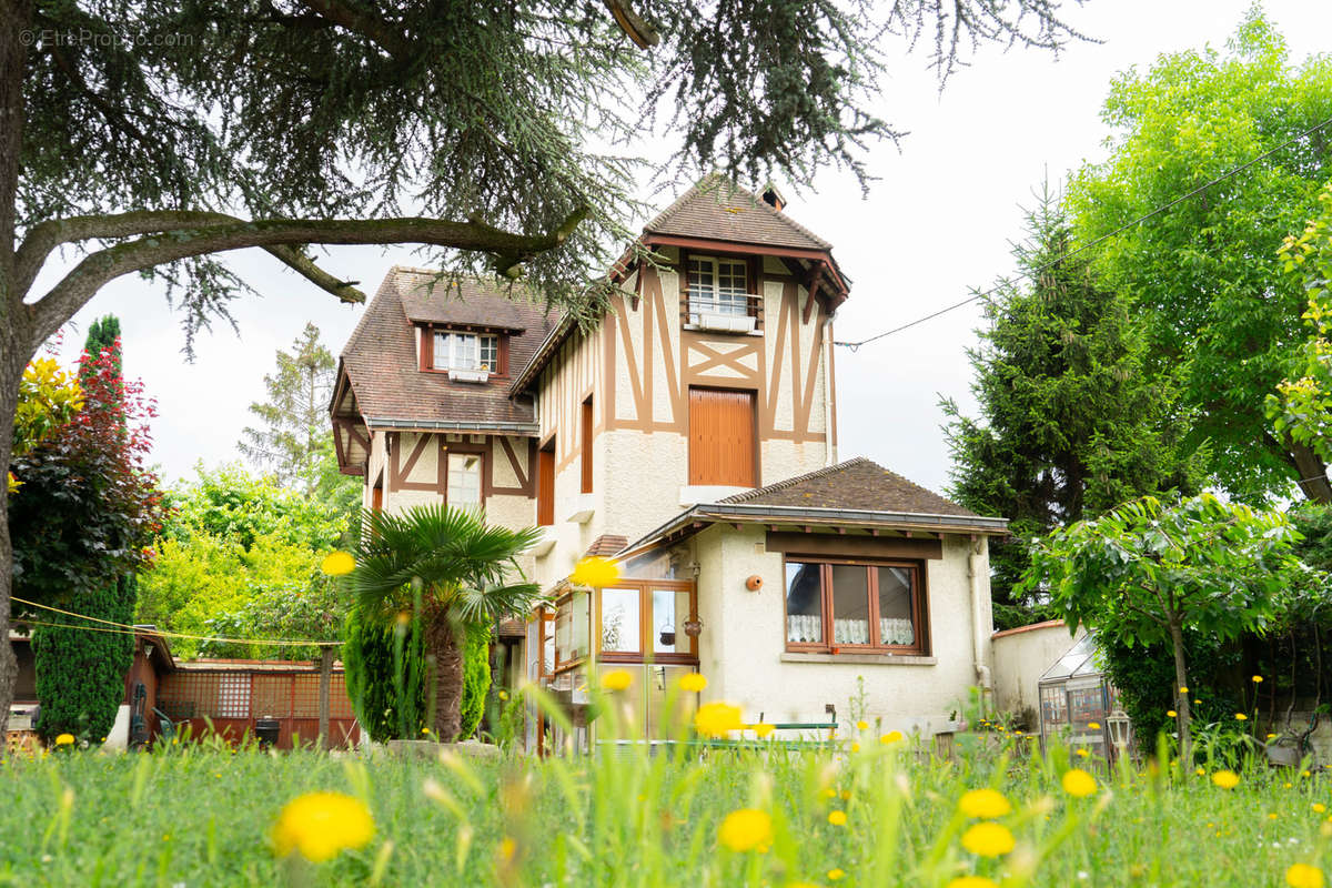 Maison à SUCY-EN-BRIE