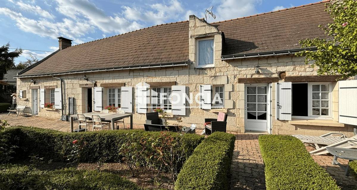 Maison à VARENNES-SUR-LOIRE