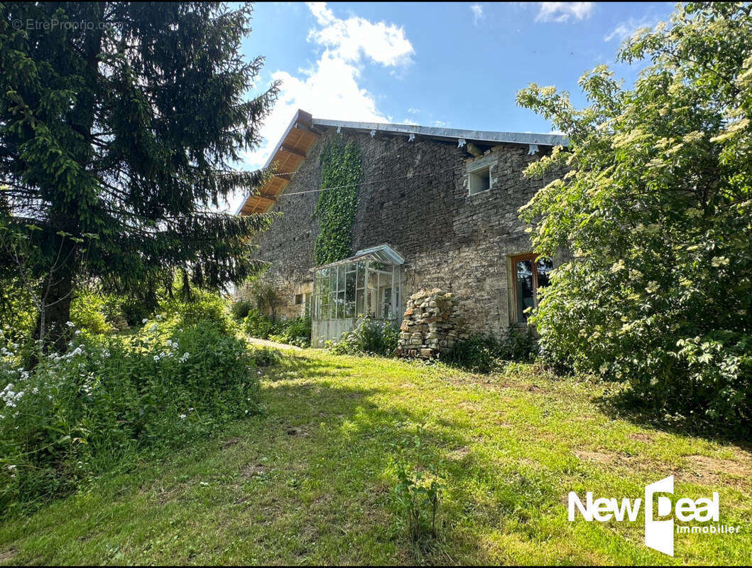 Maison à MONTMAHOUX