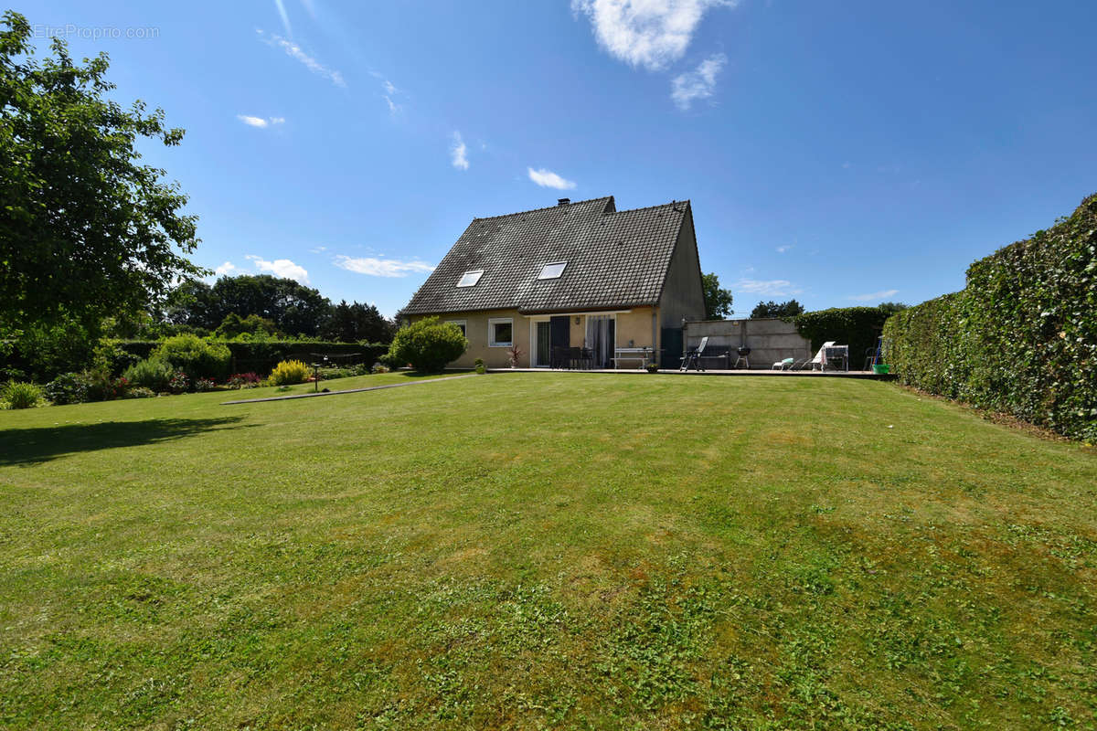 Maison à VILLERS-BOCAGE