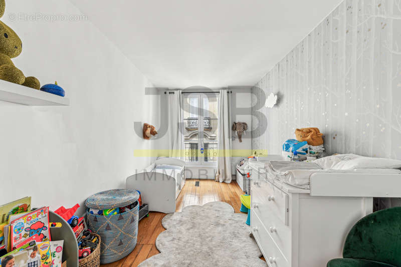 Appartement a louer paris-2e-arrondissement - 3 pièce(s) - 65 m2 - Surfyn
