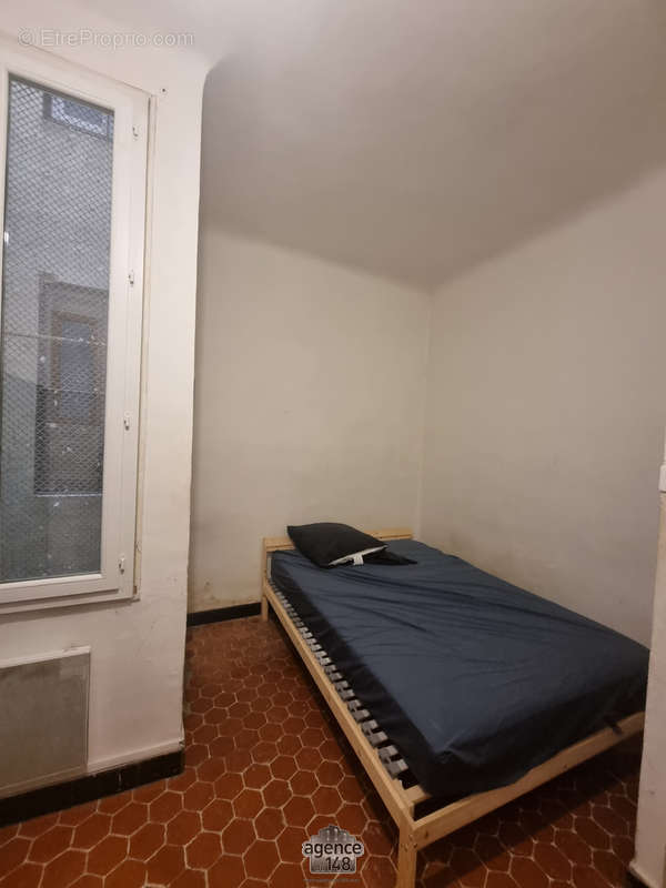 Appartement à MARSEILLE-3E