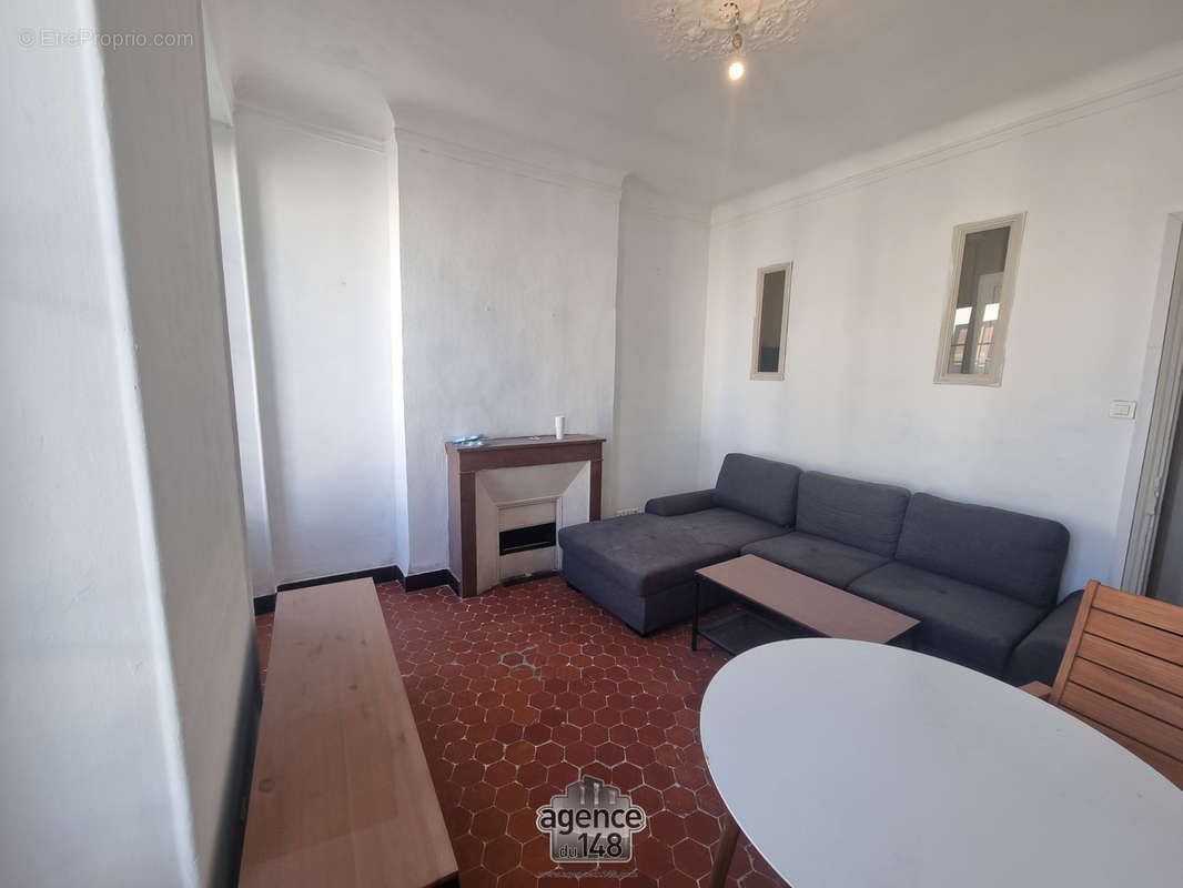 Appartement à MARSEILLE-3E