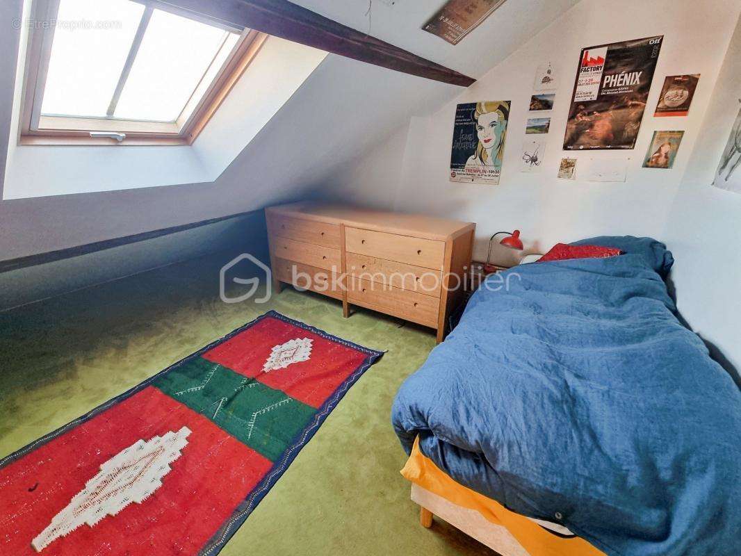 Appartement à PARIS-19E