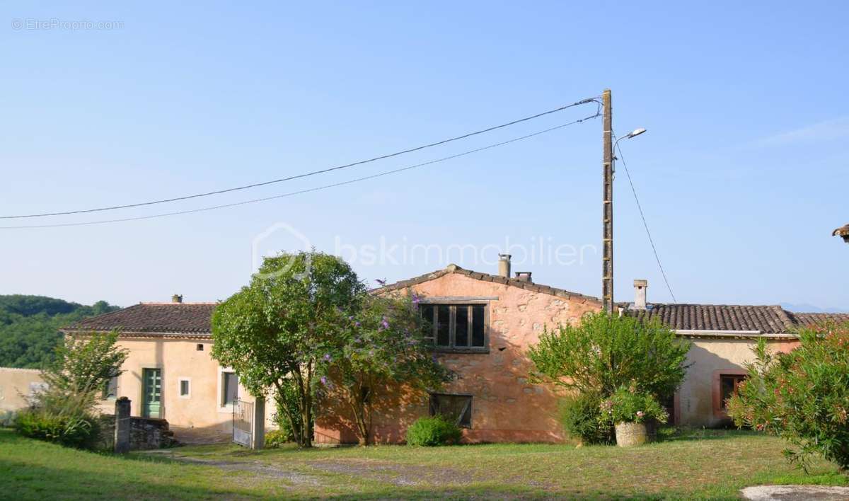 Maison à BELVEZE-DU-RAZES