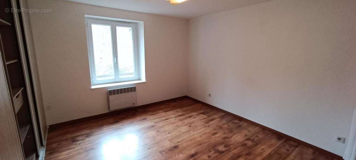 Appartement à LUXEUIL-LES-BAINS