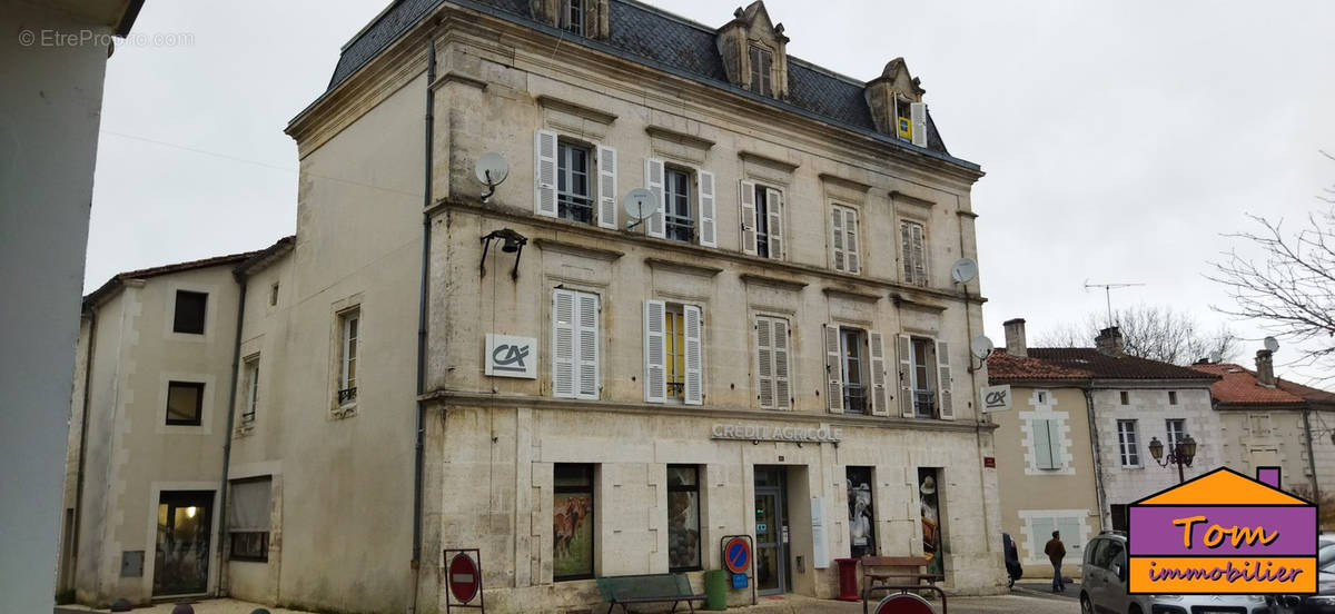 Appartement à MAREUIL