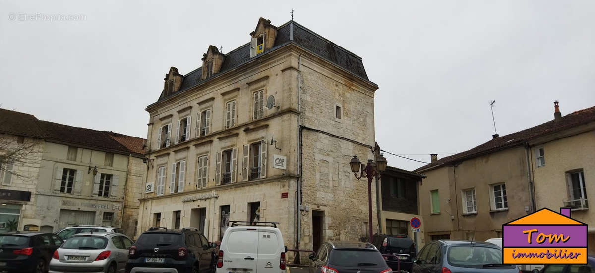 Appartement à MAREUIL