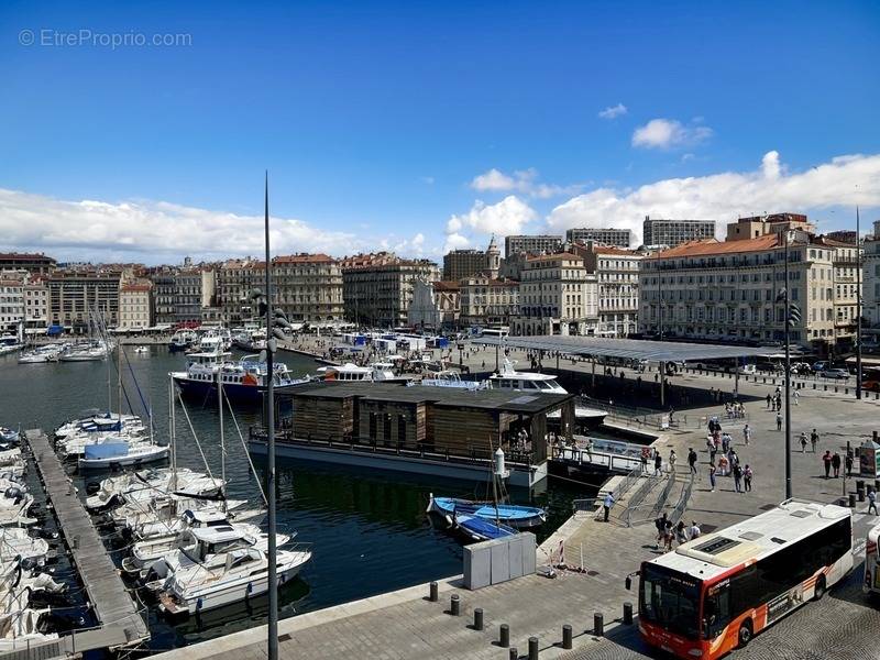 Appartement à MARSEILLE-1E