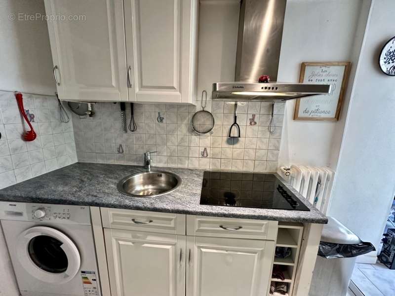 Appartement à MARSEILLE-5E