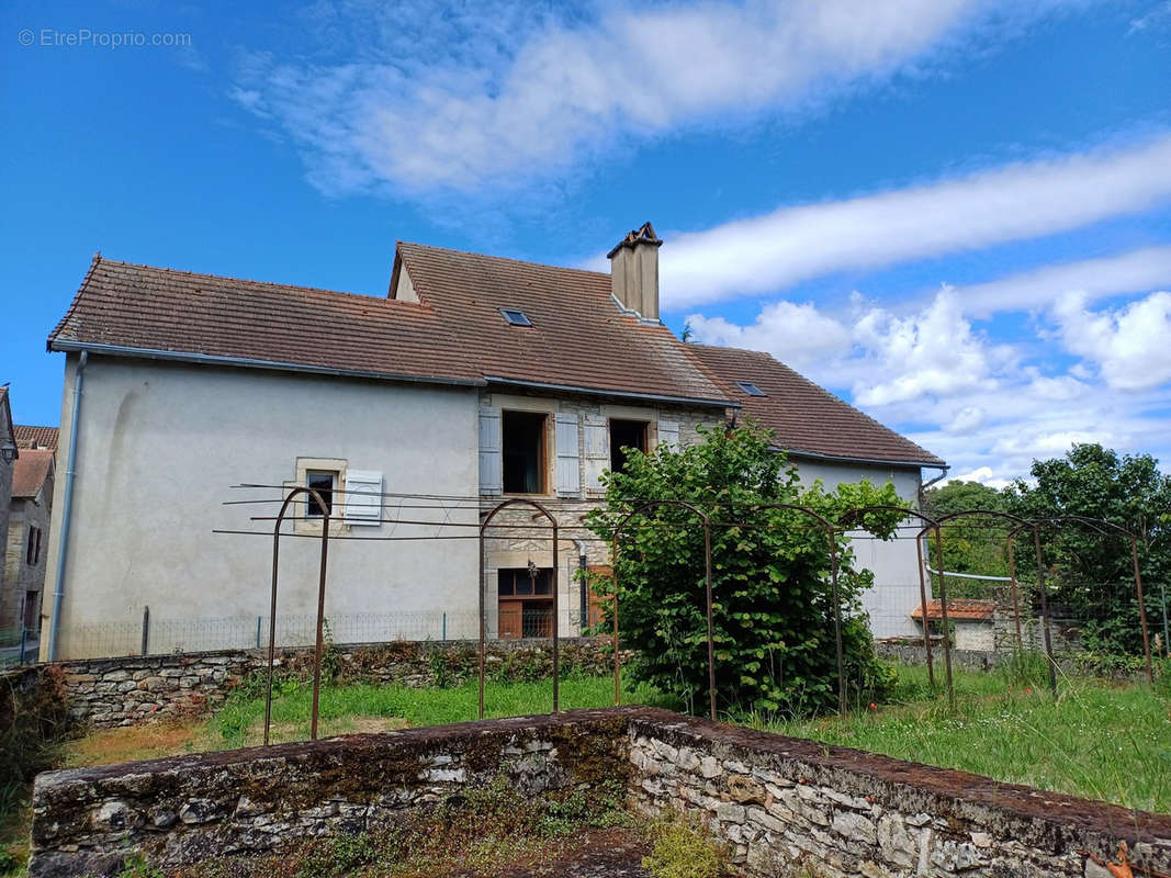 Maison à VILLENEUVE