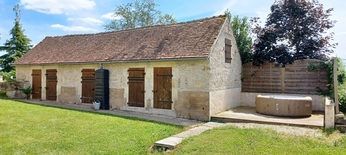 Maison à LIMOISE