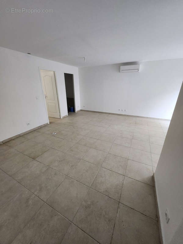 Appartement à CAMPS-LA-SOURCE