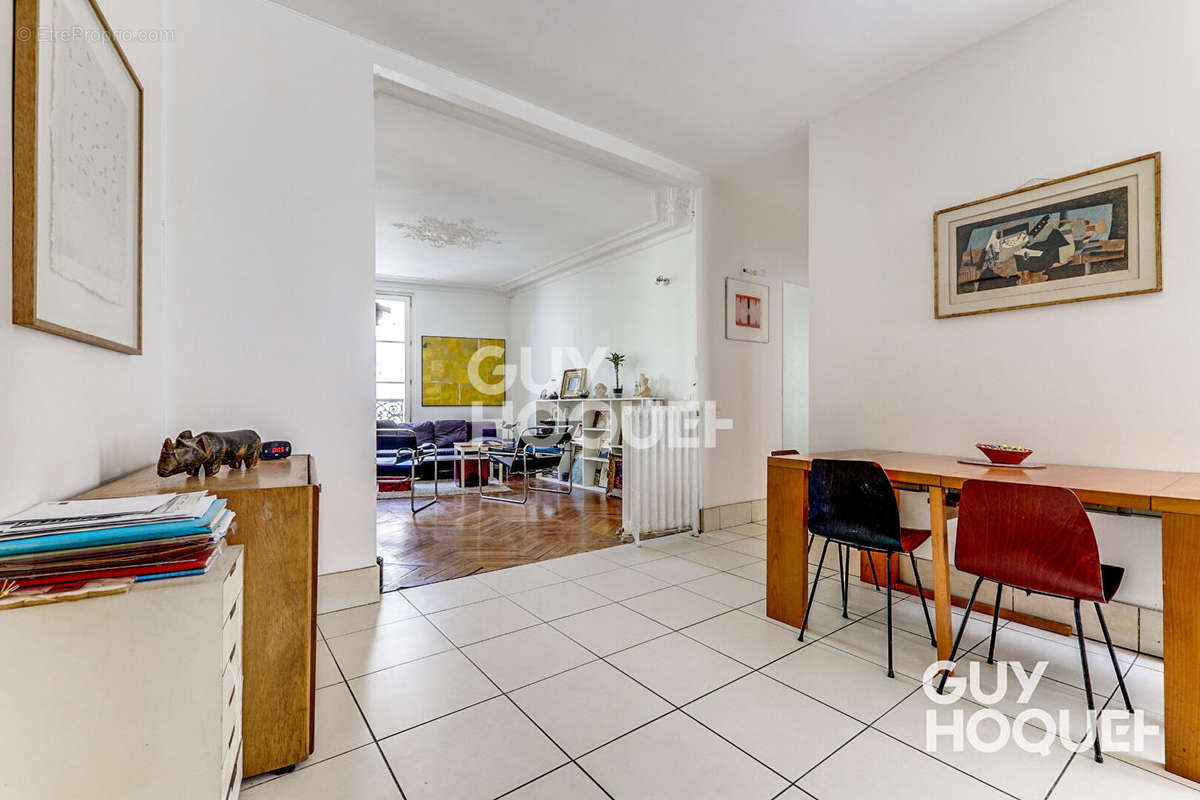 Appartement à PARIS-20E