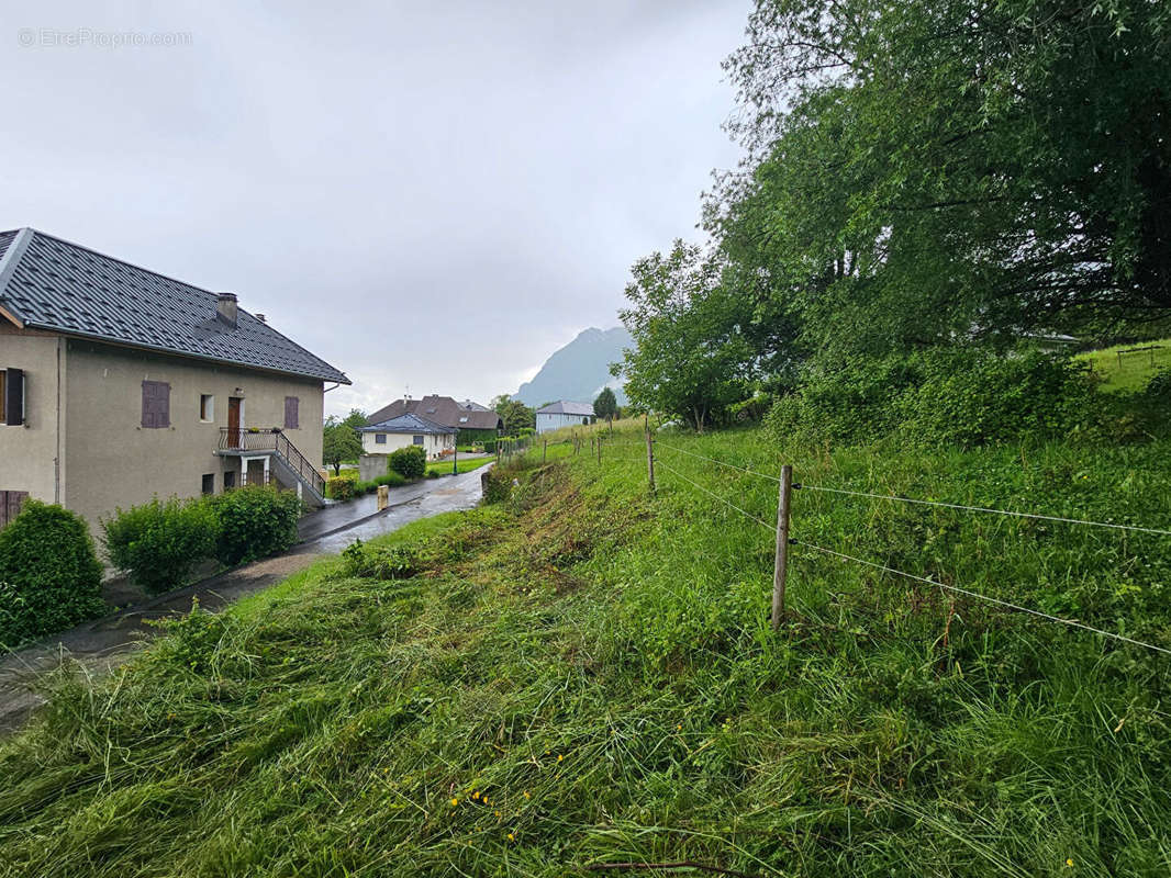 Terrain à TOURNON