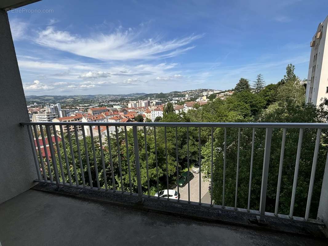 Appartement à SAINT-ETIENNE