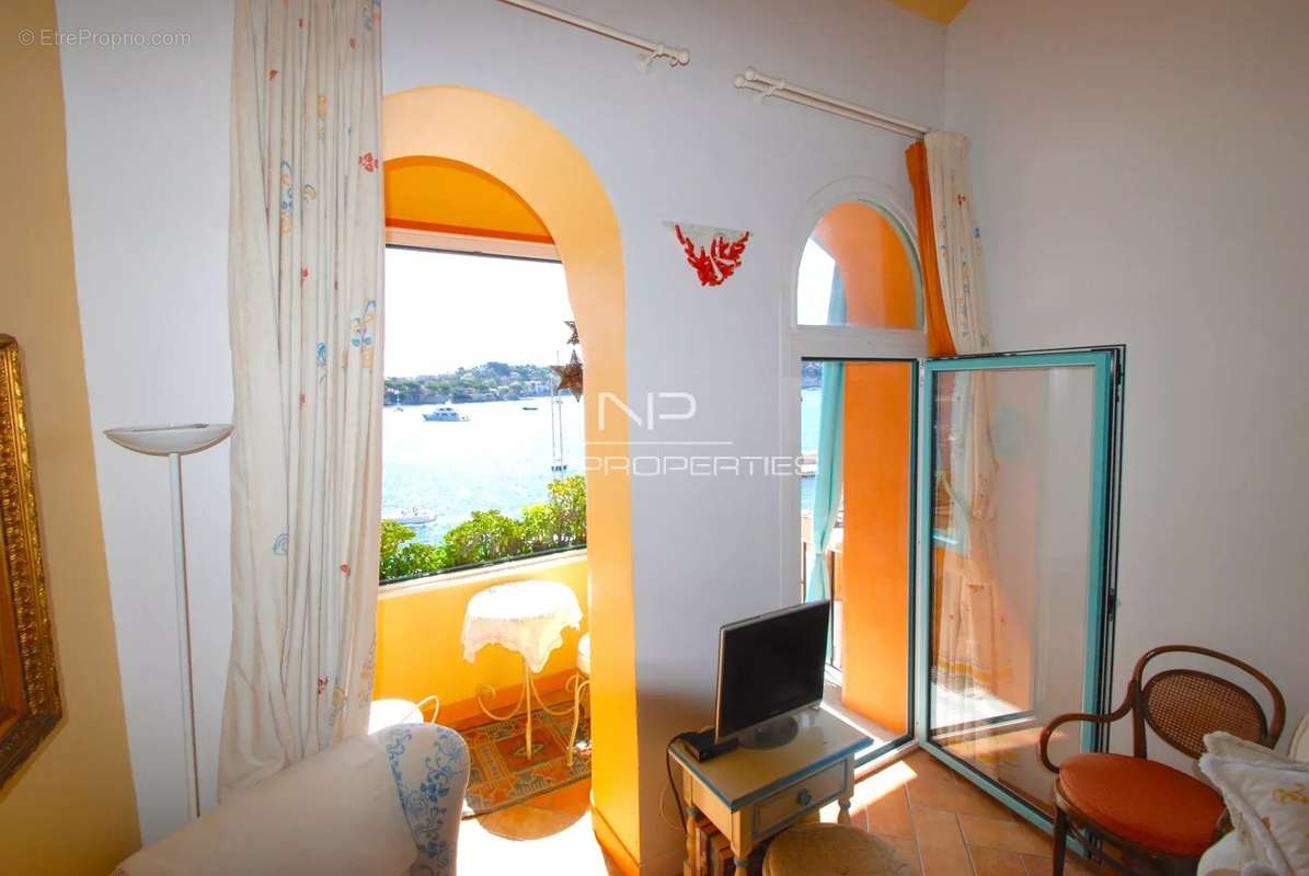 Appartement à VILLEFRANCHE-SUR-MER