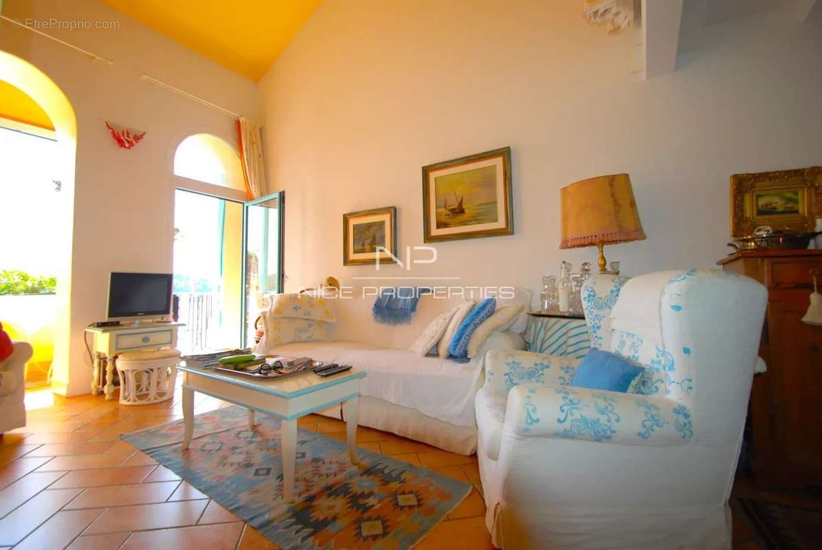 Appartement à VILLEFRANCHE-SUR-MER