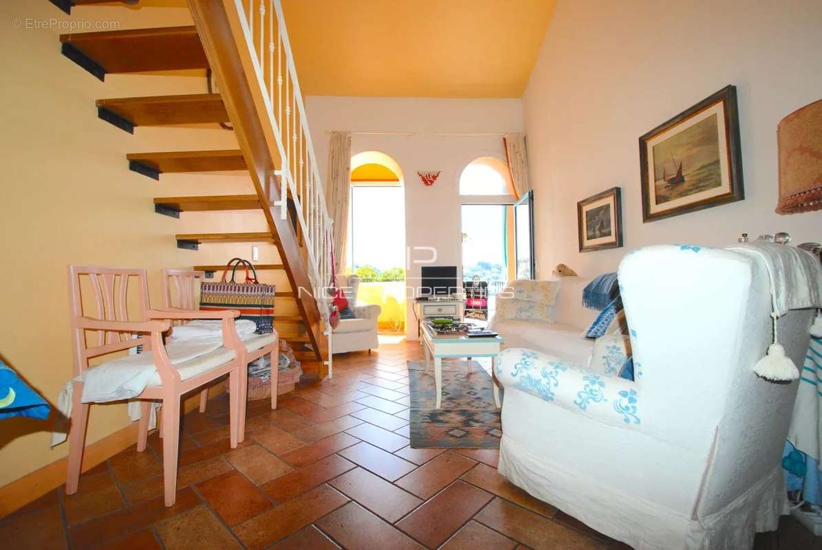 Appartement à VILLEFRANCHE-SUR-MER