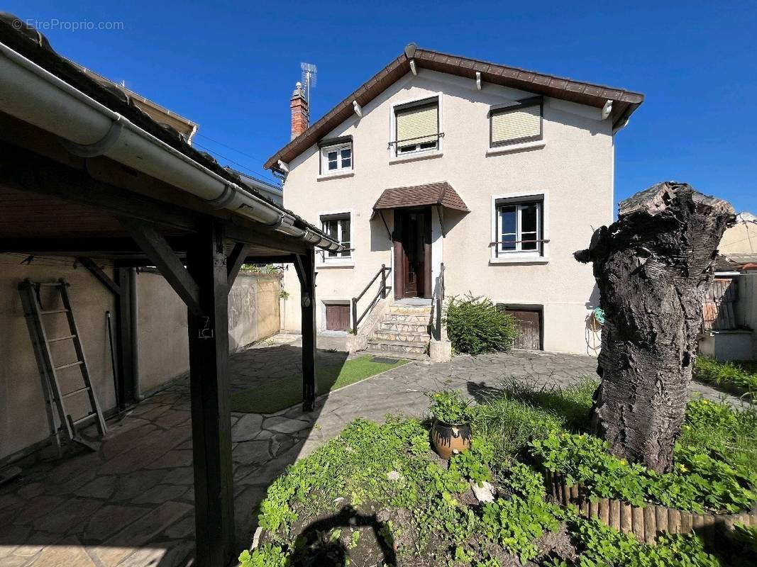 Maison à CLICHY-SOUS-BOIS