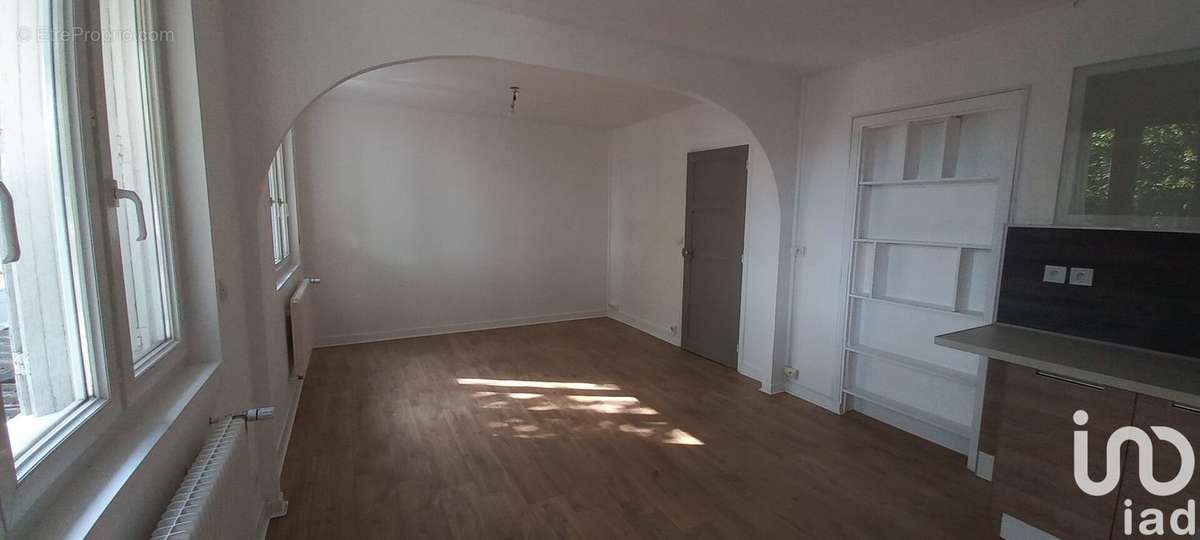 Photo 2 - Appartement à SOTTEVILLE-LES-ROUEN