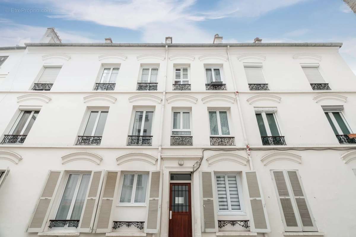 Appartement à LEVALLOIS-PERRET