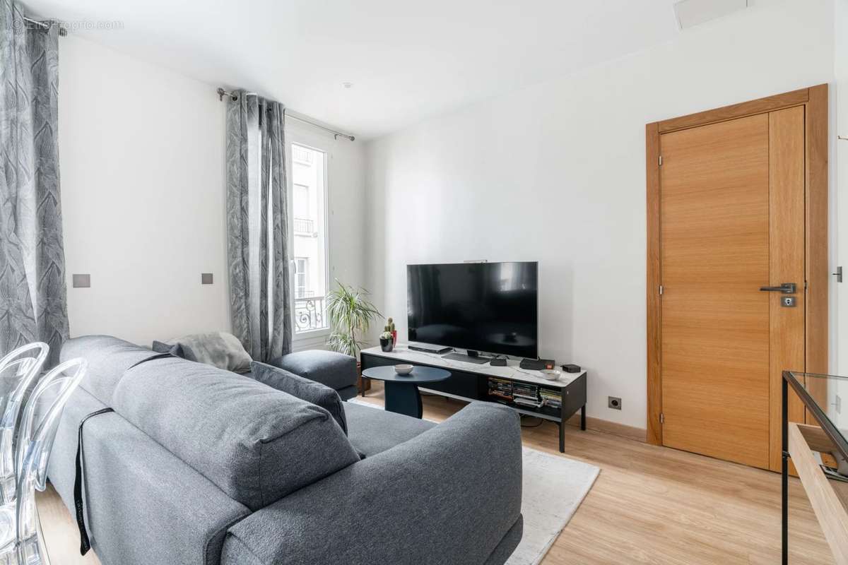 Appartement à LEVALLOIS-PERRET