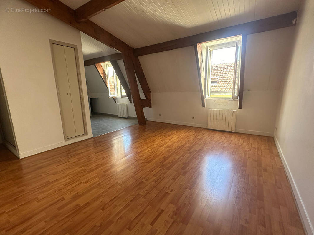 Appartement à MAISONS-ALFORT