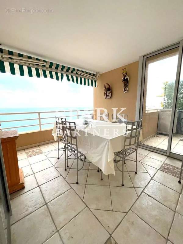 Appartement à ROQUEBRUNE-CAP-MARTIN